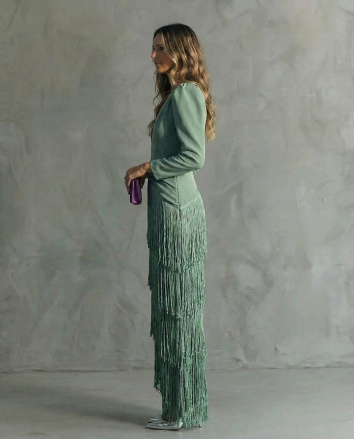 Clara | Elegante Vestido Midi Con Mangas y Flecos