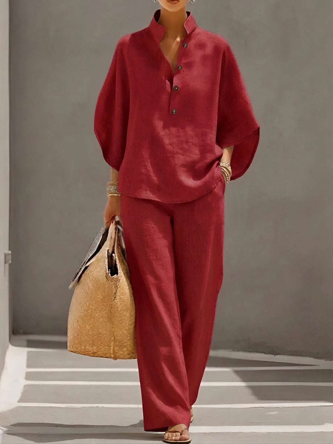 Vienna | Conjunto elegante de dos piezas con pantalón de pierna ancha y cuello