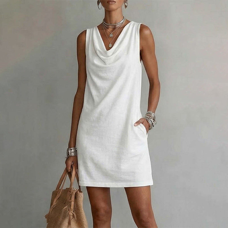 VESTIDO entallado con cuello barco
